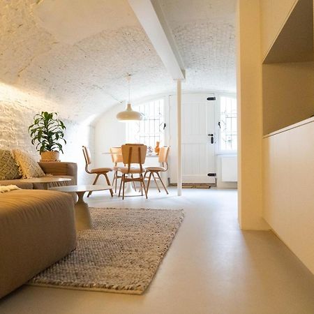 Vlinder'S Apartment Utrecht Bagian luar foto